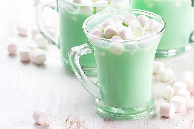 GOURMET VILLAGE Mini Hot Chocolate Elf (Green)