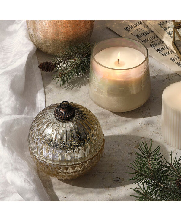 Illume Winter White Large Baltic Glass Candle, 13oz