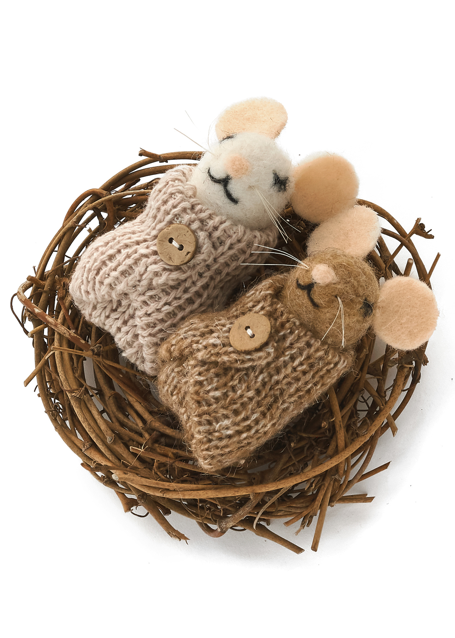 ADV Pine Centre Ornament Mouse Nest
