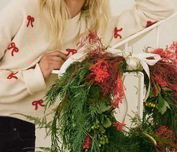 Tie The Ribbon Sweater