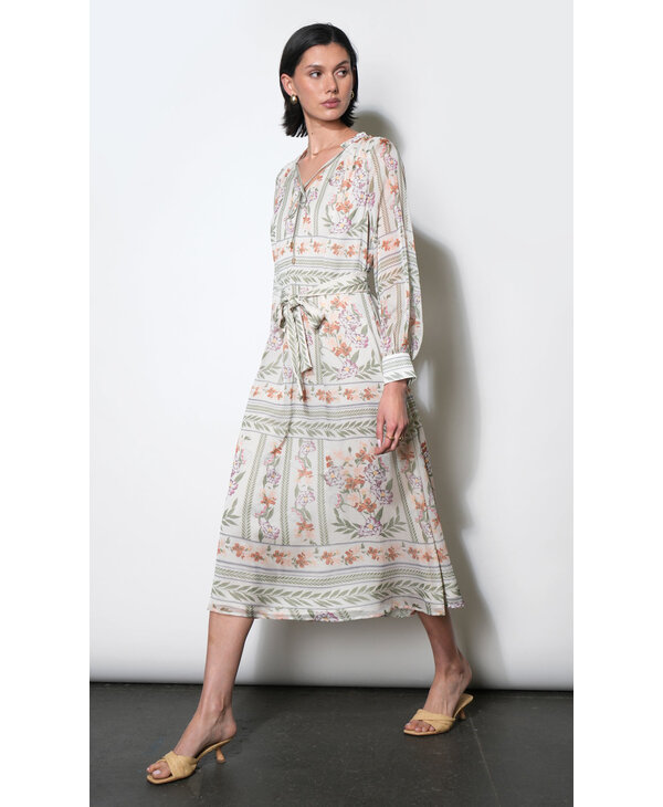 Greylin Reese Flowy Scarf Print Midi Dress w/Tie Belt
