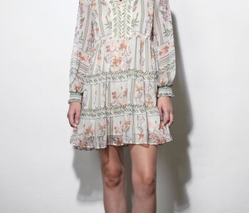 Alexis Deep V Tiered Pullover Dress