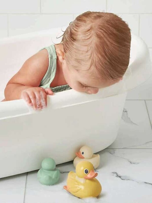 Itzy Pop & Whirl Itzy Ducky Family