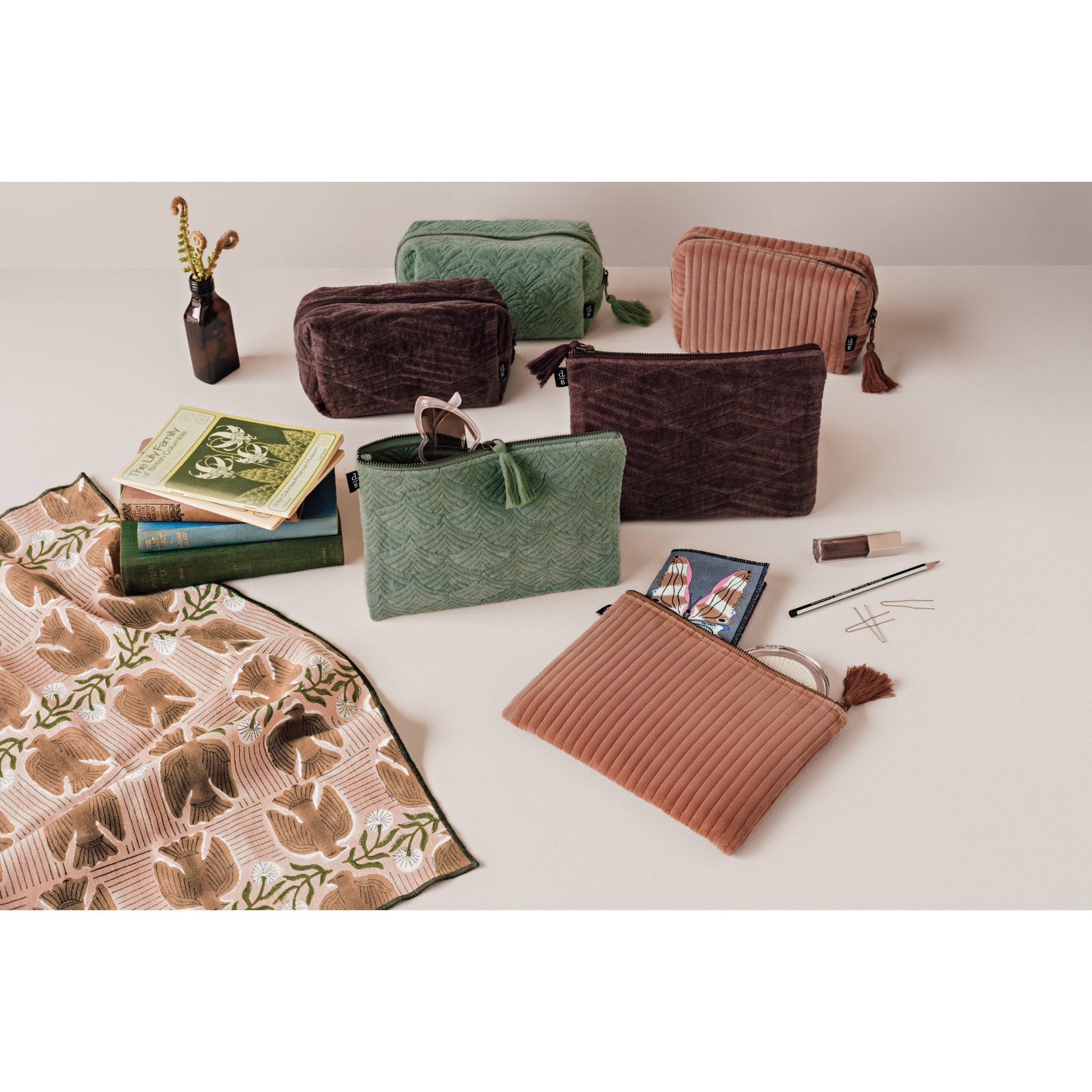 Danica Quilted Velvet Flat Pouch