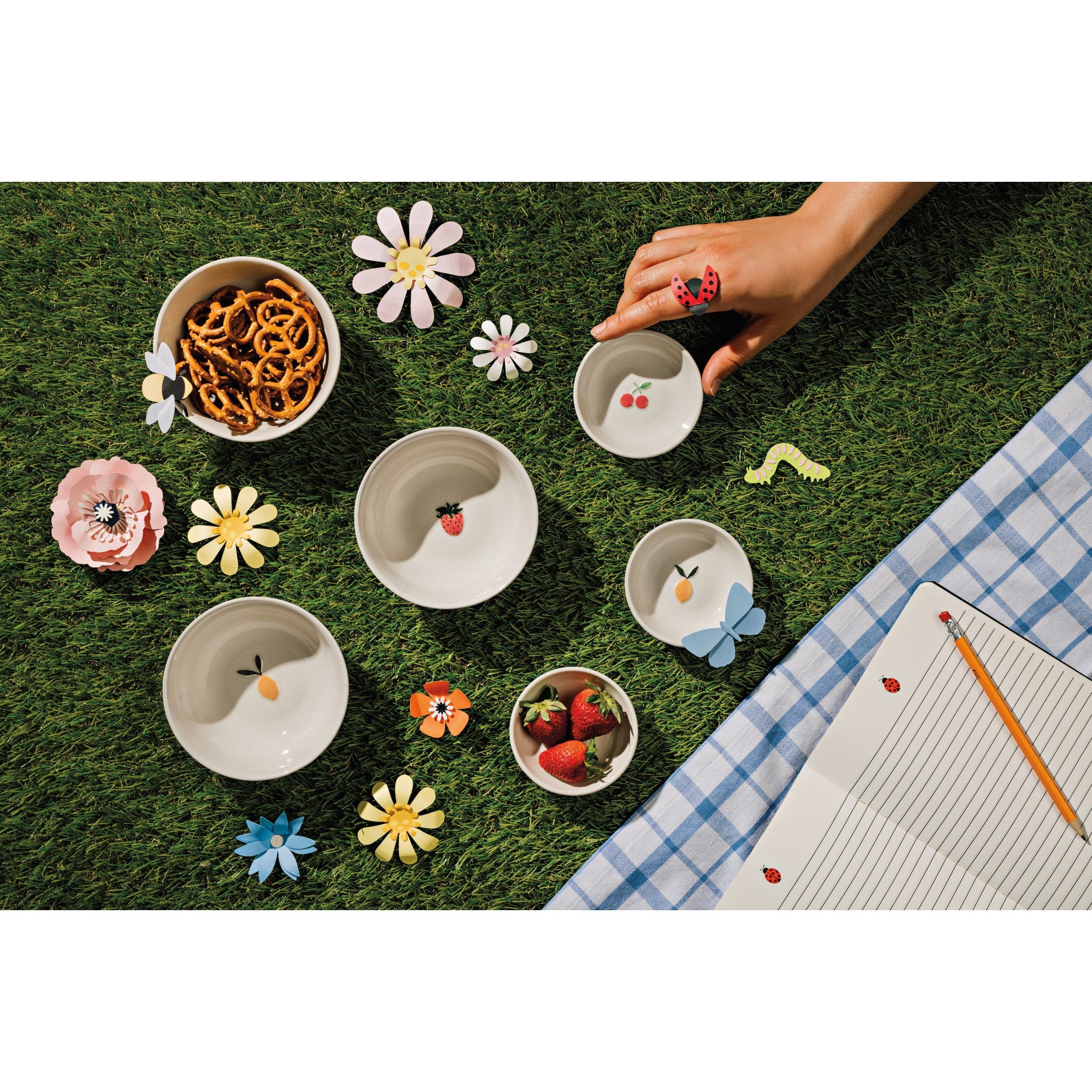 Danica Petit Motif Pinch Bowls