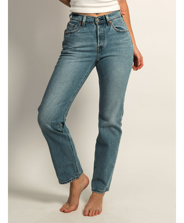 Levi Strauss & Co. 501 Curve, Play On Ref