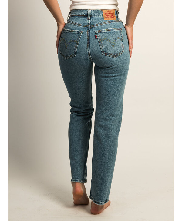 Levi Strauss & Co. 501 Curve, Play On Ref