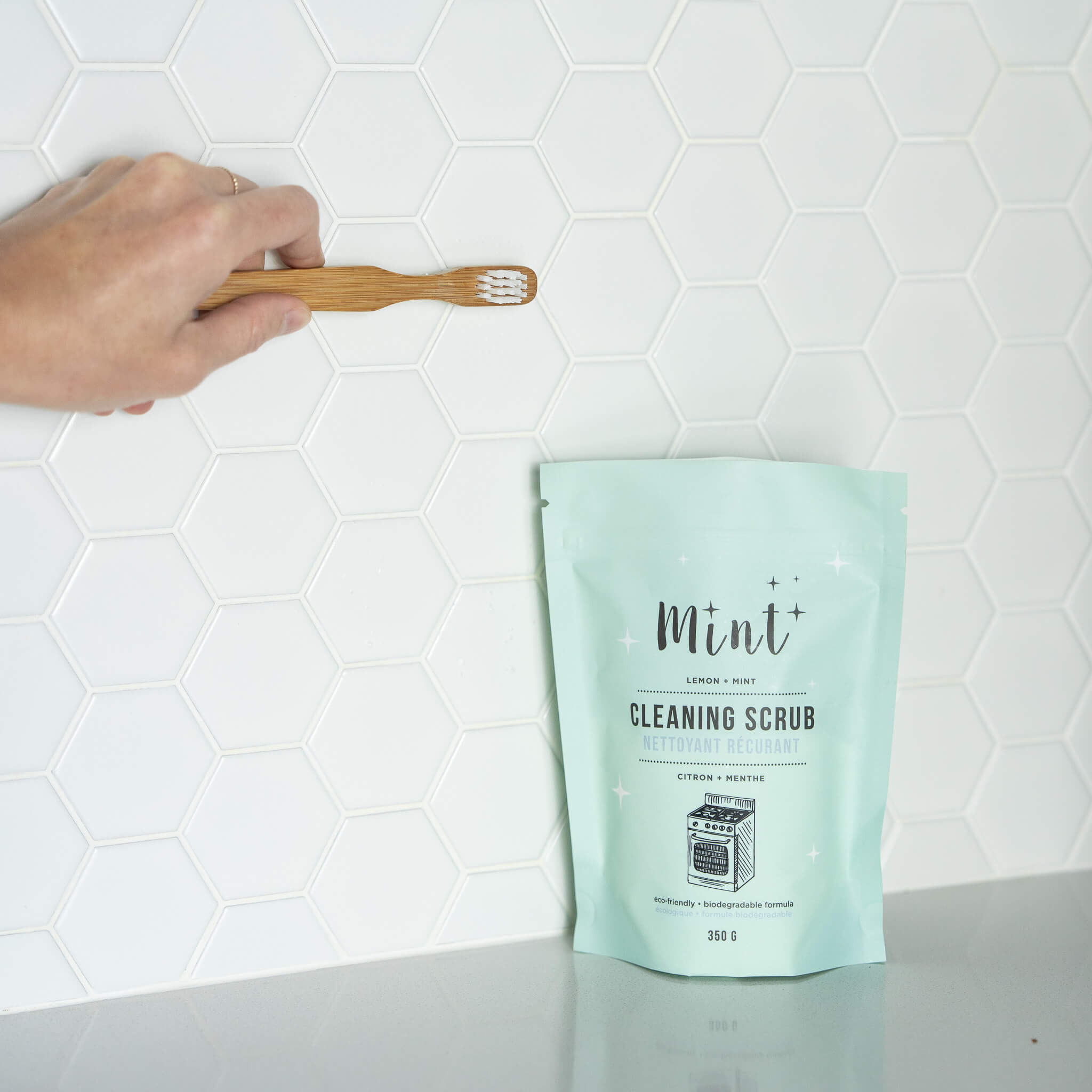 Mint Mint Cleaning Scrub