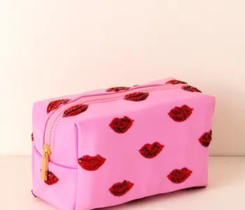 Cara Lips Pouch