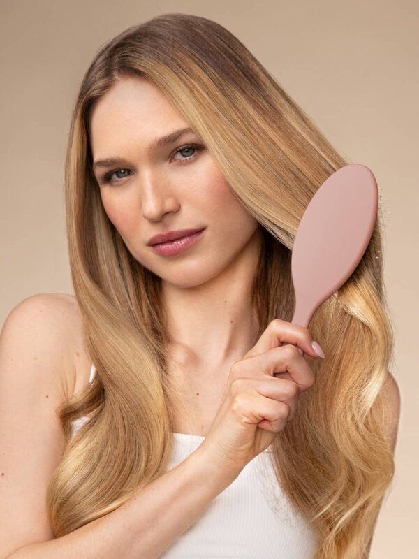 KITSCH Recycled Plastic Wet/Dry Brush- Terracotta