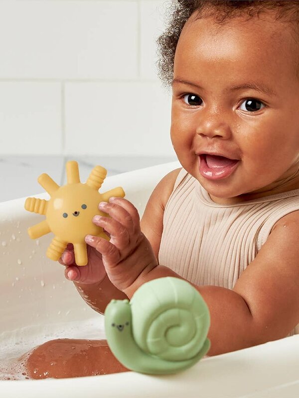 Itzy Pop & Whirl Itzy Squirt 4 Pack of Bath Toys