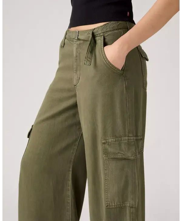 Levi Strauss & Co. Baggy Dad Cargo Tencel Pant