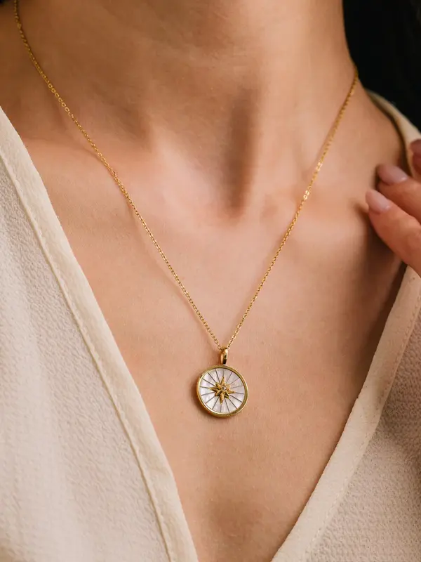 Lovers Tempo Starlight Necklace, Gold