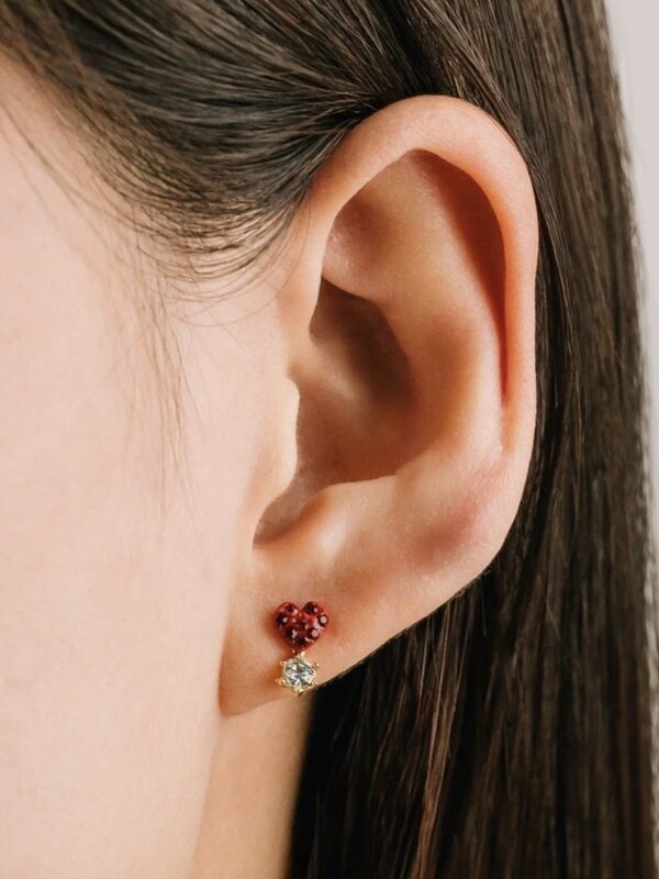Lovers Tempo Bisou Stud Earrings, Red
