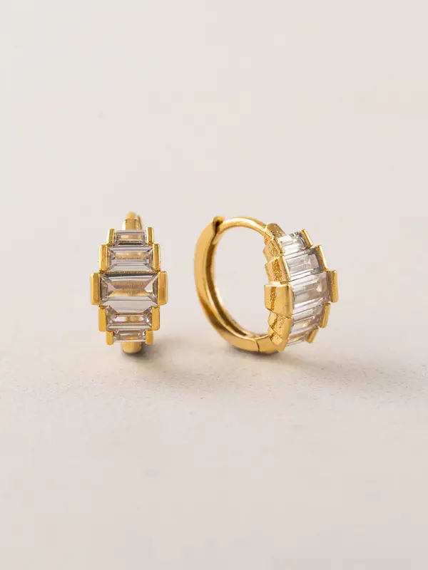 Lovers Tempo Clarice Huggie Hoop Earrings, Gold