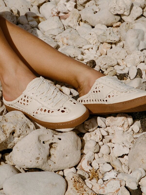 Dolce Vita Notice Slide, Off White