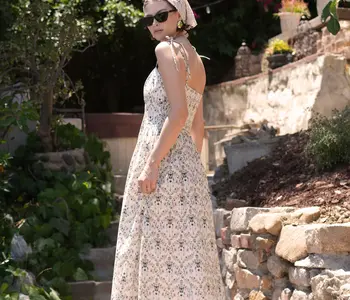 Sara Sleeveless Midi Dress