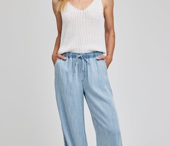 Camille Pant