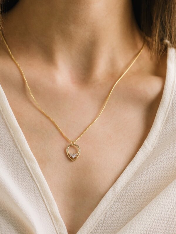Lovers Tempo Aria Necklace - Clear