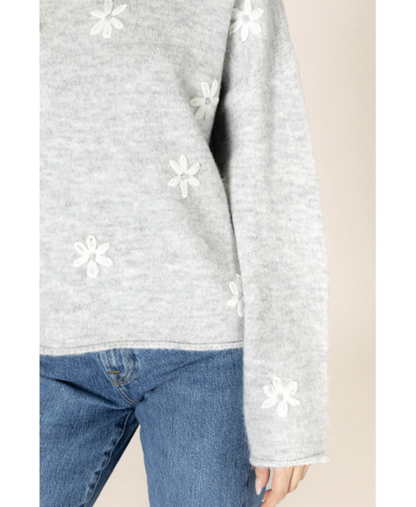 Lyla & Luxe Aiden Daisy Sweater