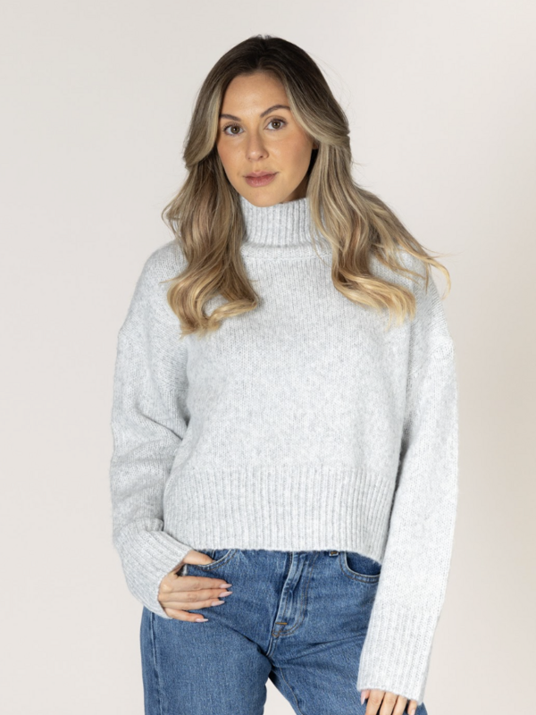 Lyla & Luxe Calli Sweater