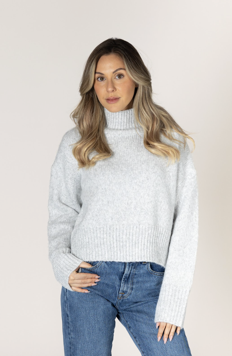Lyla & Luxe Calli Sweater