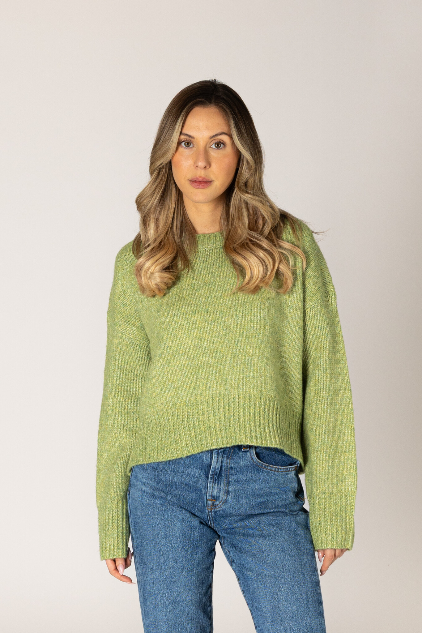 Lyla & Luxe Timmy Crewneck