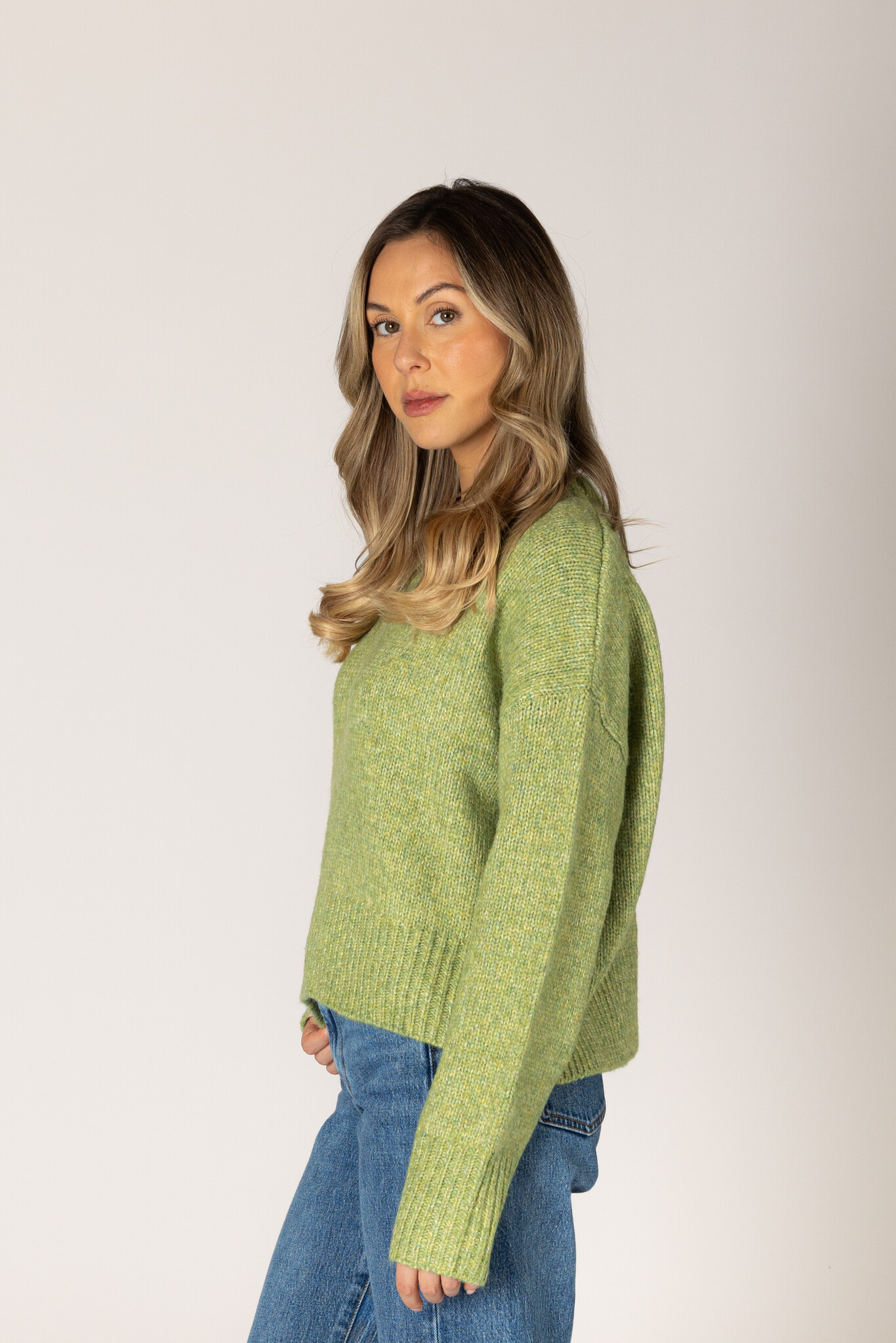 Lyla & Luxe Timmy Crewneck