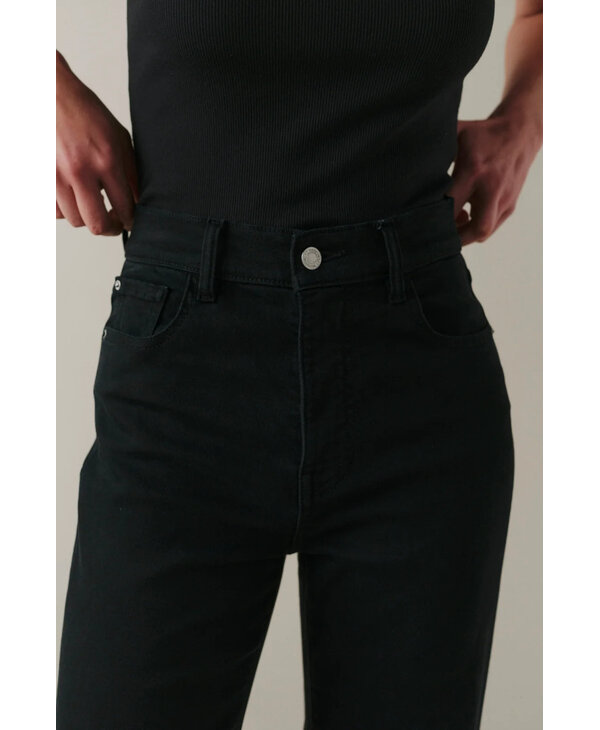 Warp + Weft The Californian - Slim Wide Leg Jeans, Jet Black