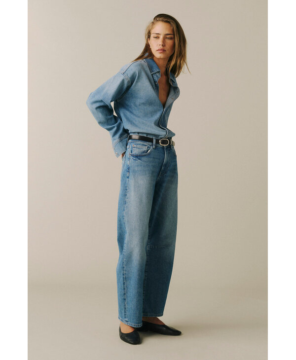 Warp + Weft BNA - Soft Curve Barrel, Sadie