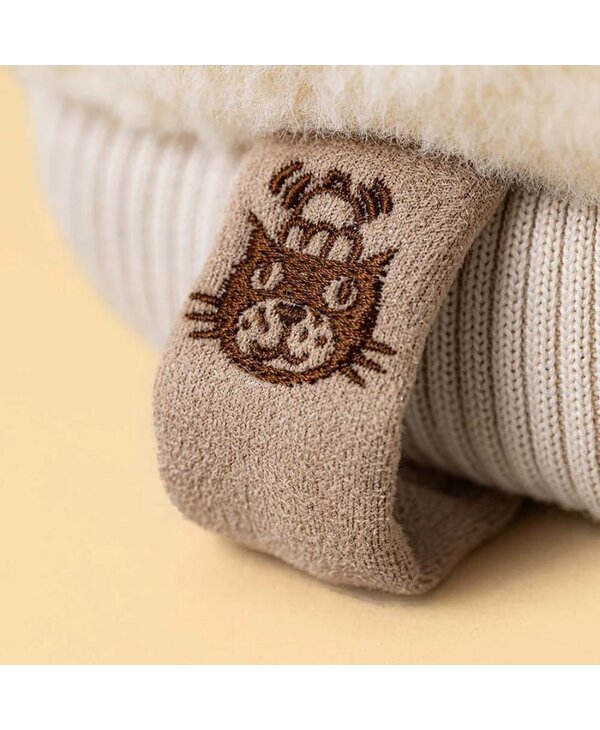 Jellycat Inc. Amuseables Fitswell Mitten
