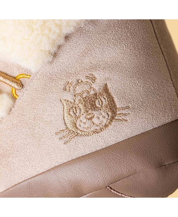 Jellycat Inc. Amuseables Petra Snow Boot