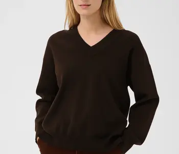ChantallyPW Pullover