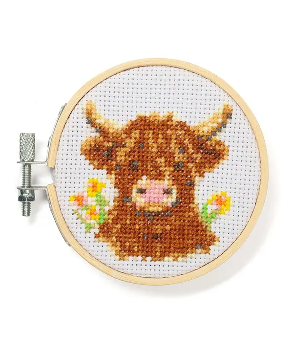 KIKKERLAND Highland Cow Mini Cross Stitch Cross Kit