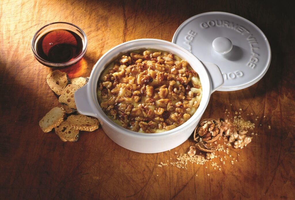 GOURMET VILLAGE White Ceramic Baker gift set with Maple Walnut Brie topping