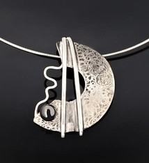 Chi's Creations Necklace - The Balance Lines - S/S, Hematite