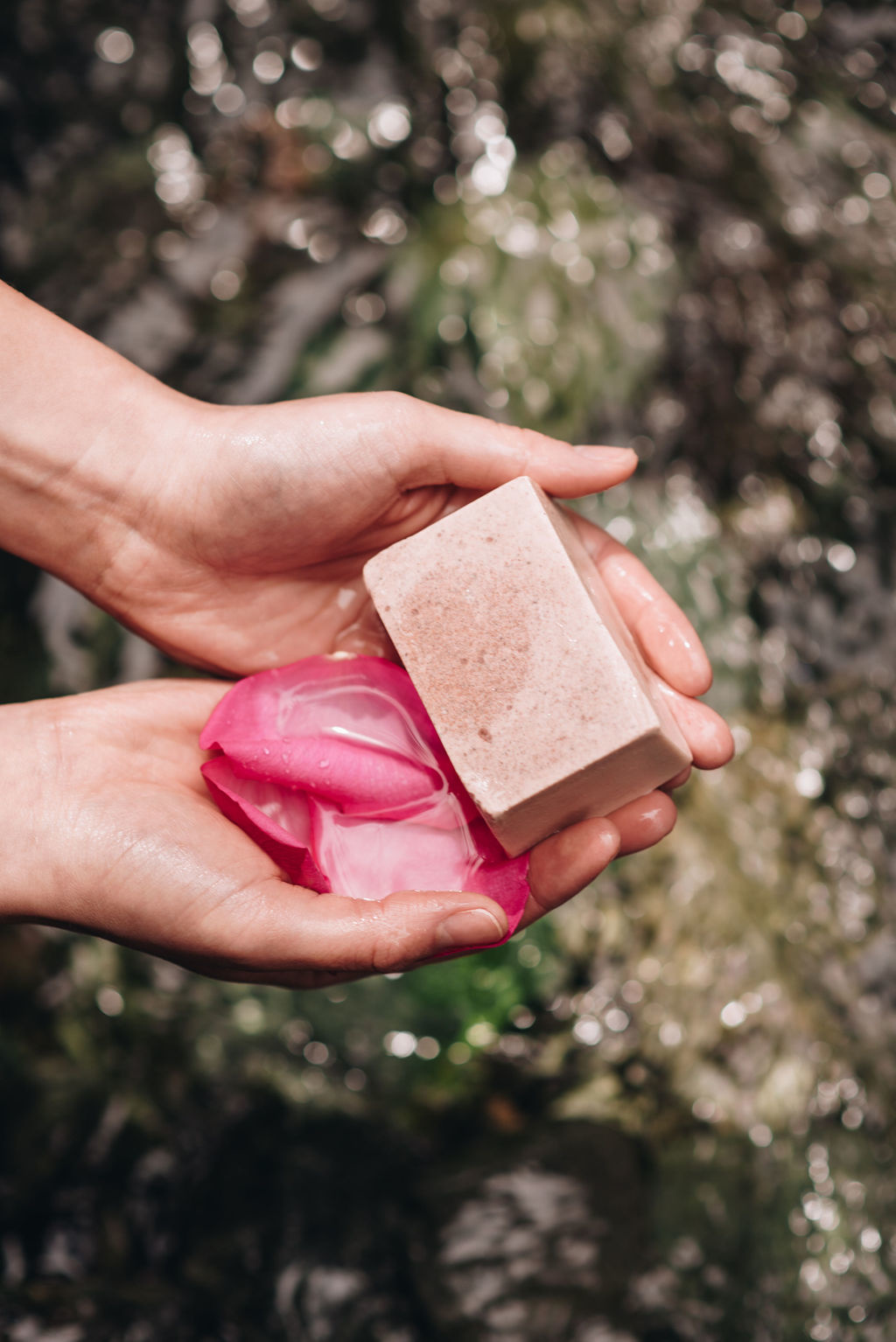 TEWÍN’XW Cranberry Rose Facial Cleansing Bar