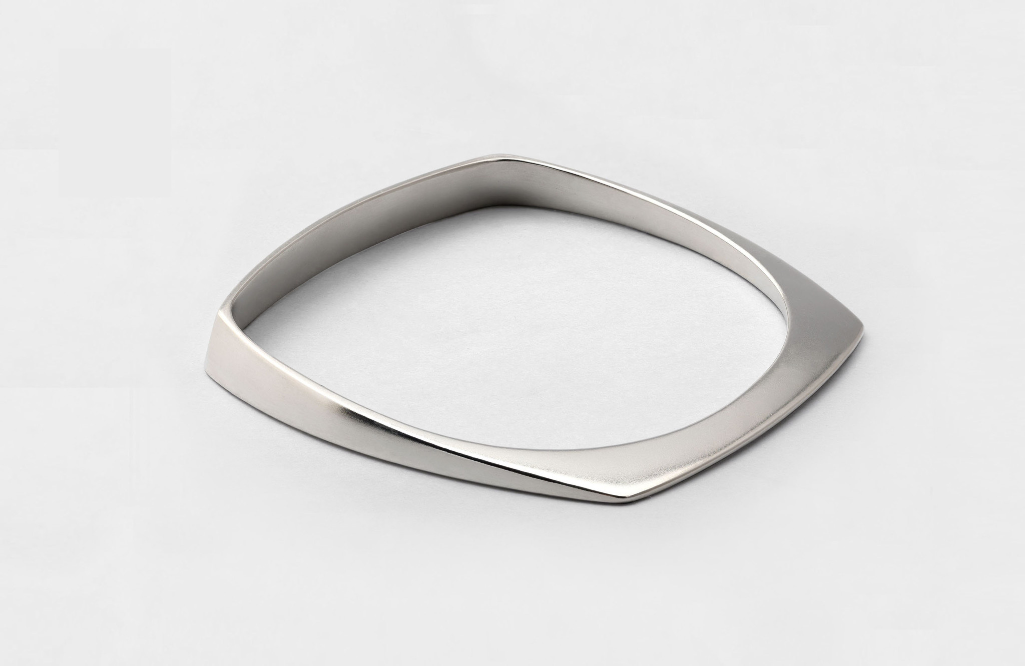 Orii Design Bangle - Vetta Sterling Silver - Medium