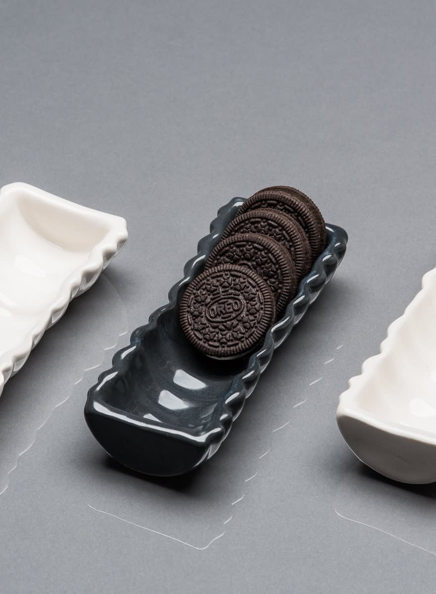 Hitomi Mckenzie - CCBC Cookie Holder  - Porcelain Ceramic - Black