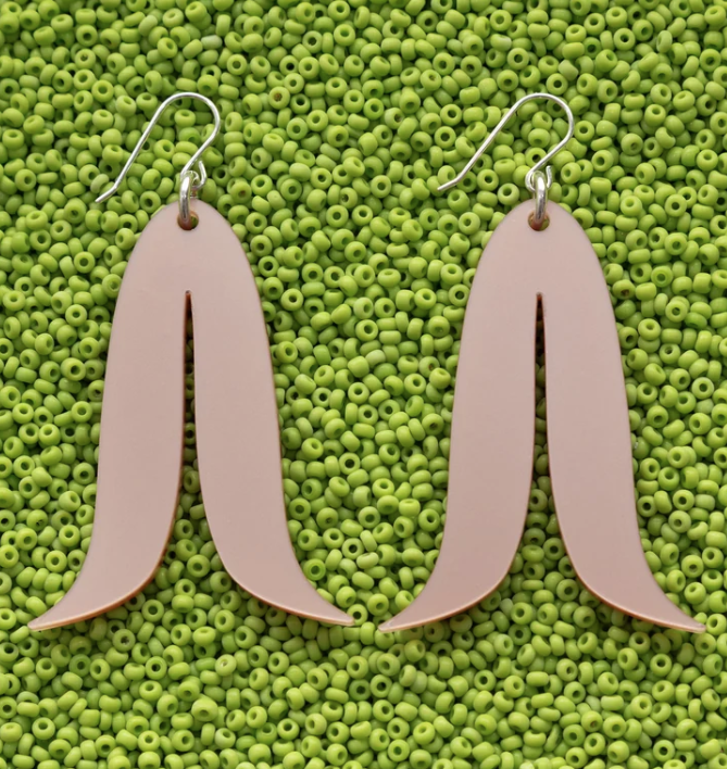Warren Steven Scott Earrings -Joined Feather - Dry Pine Needle Brown