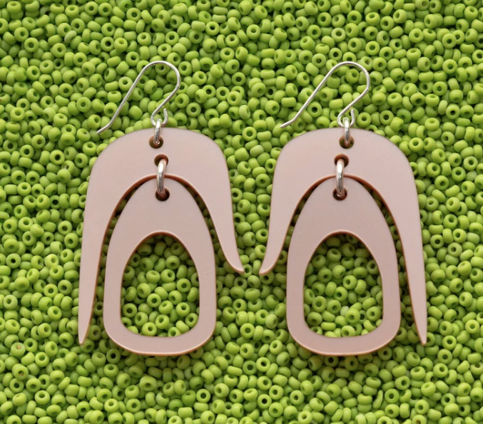 Warren Steven Scott Earrings - Salish Chandelier - Mini - Dry Pine Needle Brown