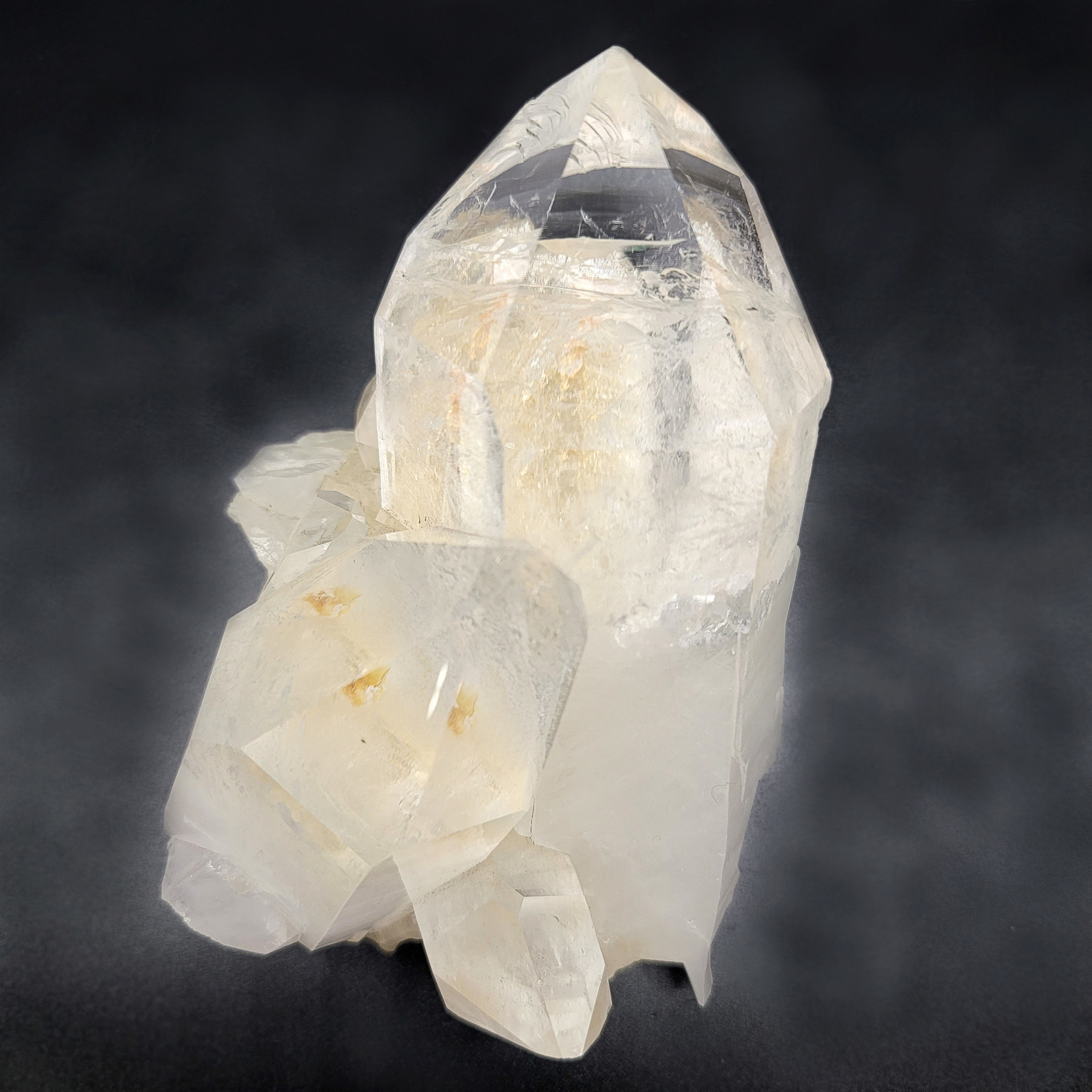 Large AR Multi-point Quartz Cluster