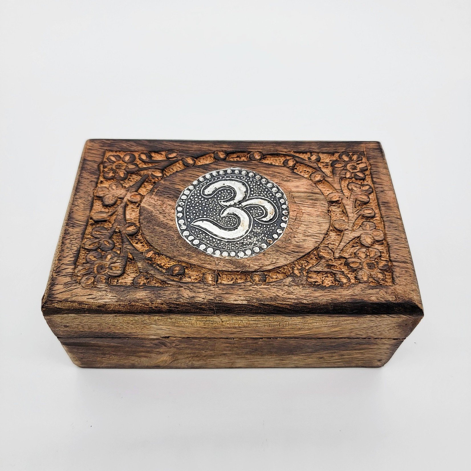 Wooden Jewelry Box (6 x 4 Om)