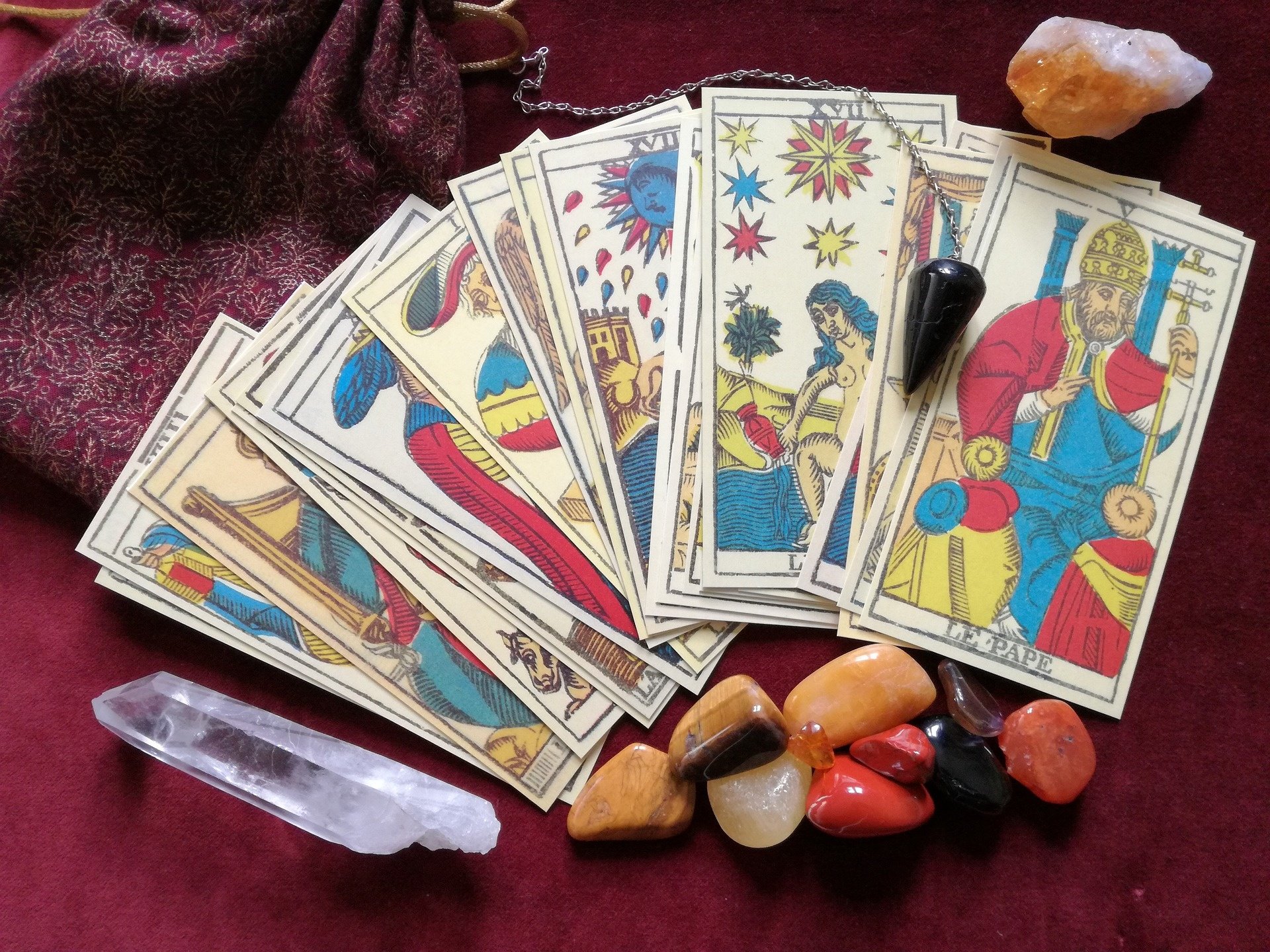 FAQs About Tarot