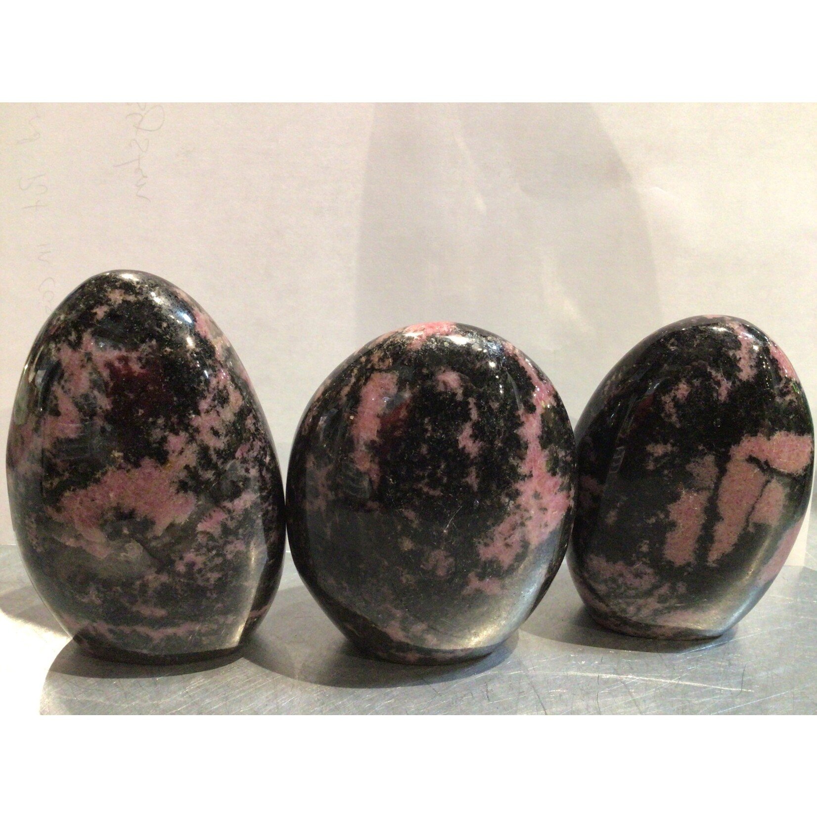 Rhodonite Free form size 3