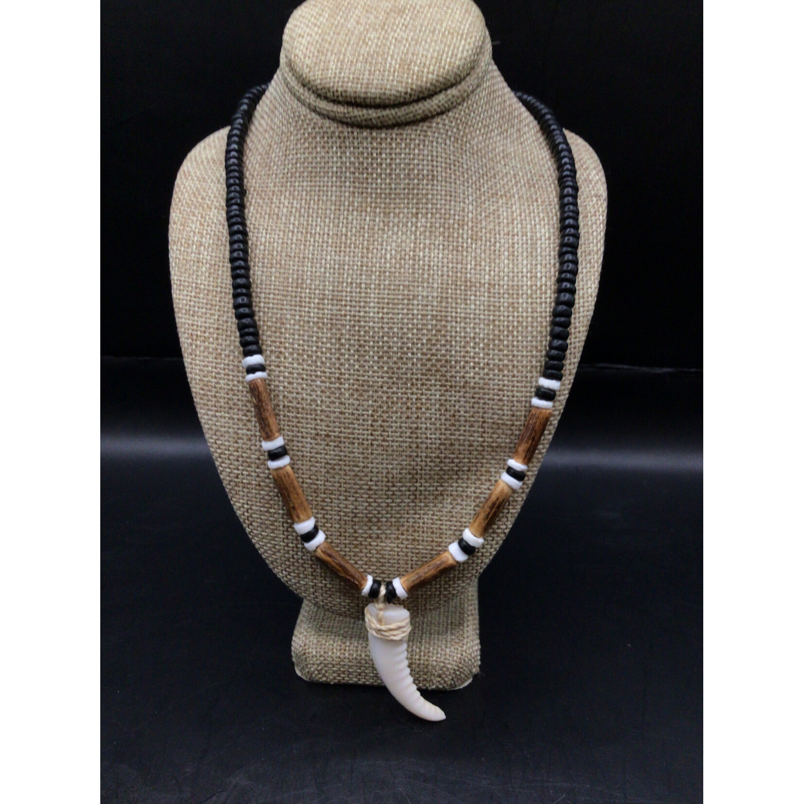 Cowrie Claw Necklace 487