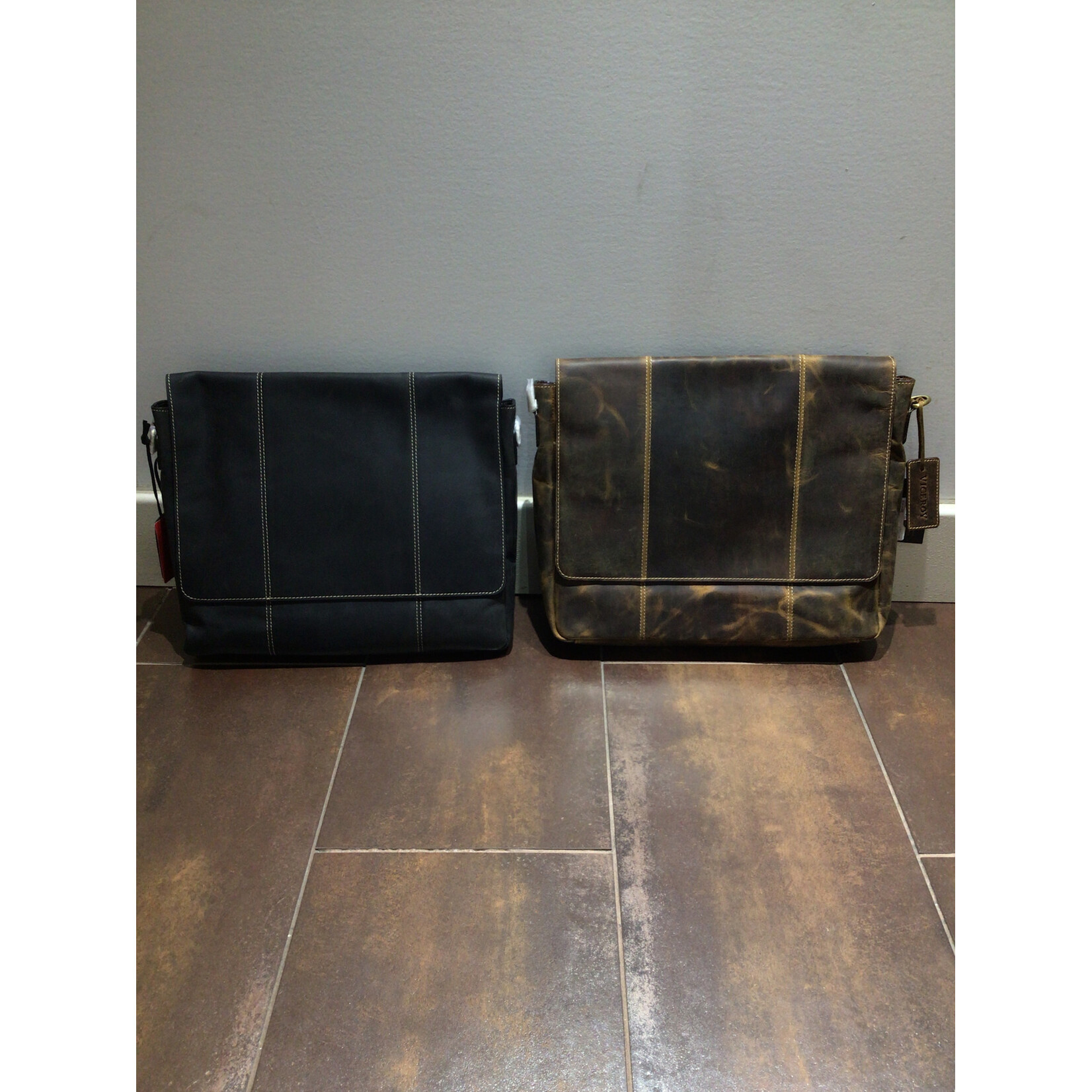 Crossbody Messenger Bag Tan ZP02