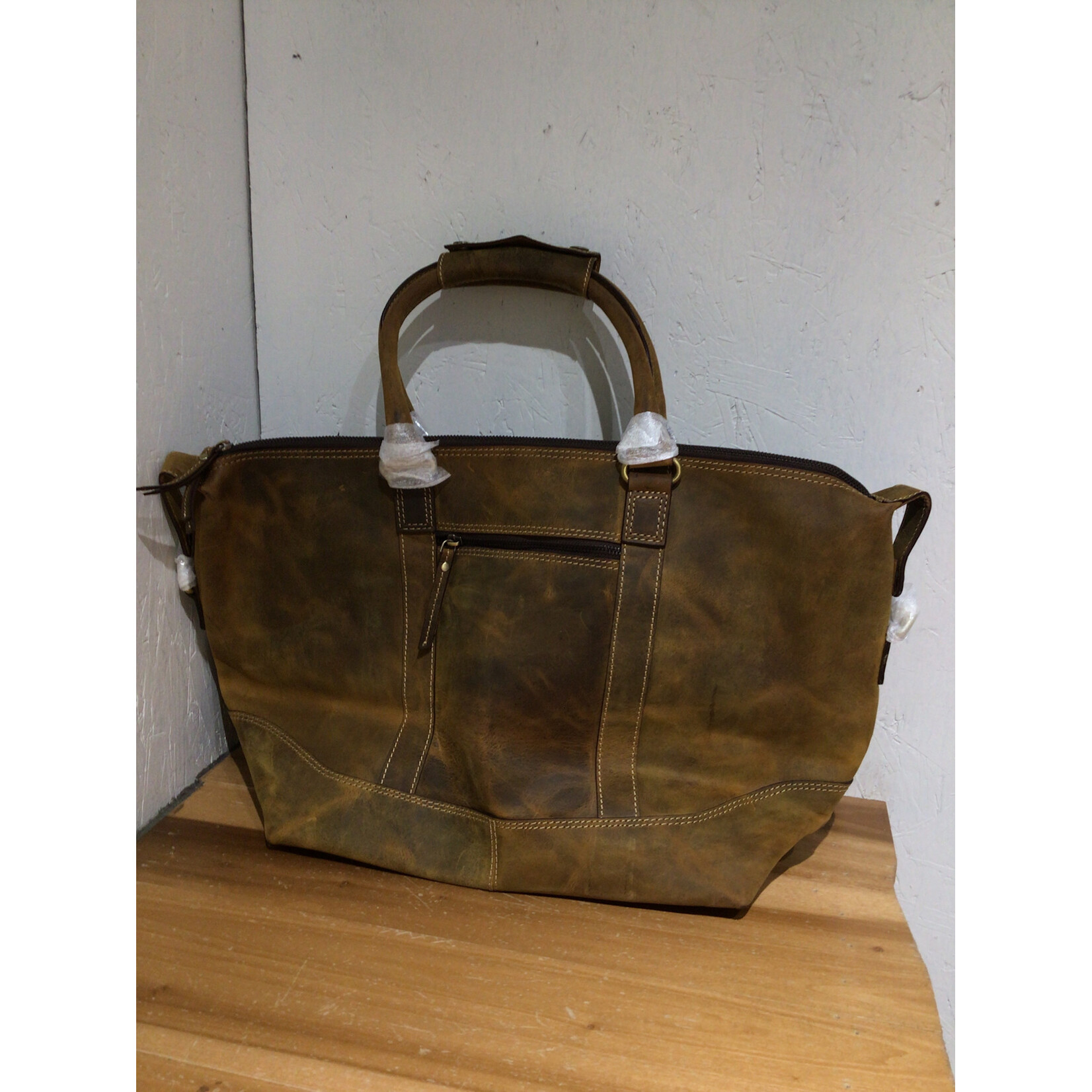 Large Tote In Calf Leather ZP06-TAN