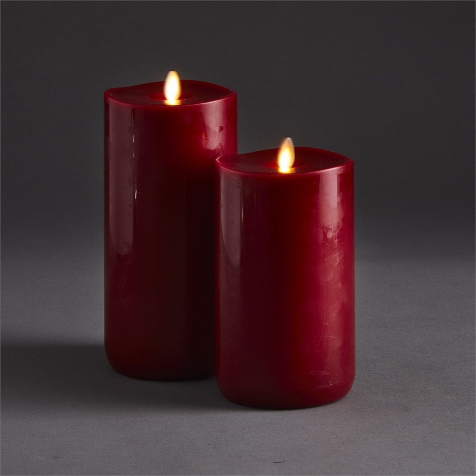 Napa Home and Garden Wick-to-Flame Melted Edge Holiday Pillar - 4x9