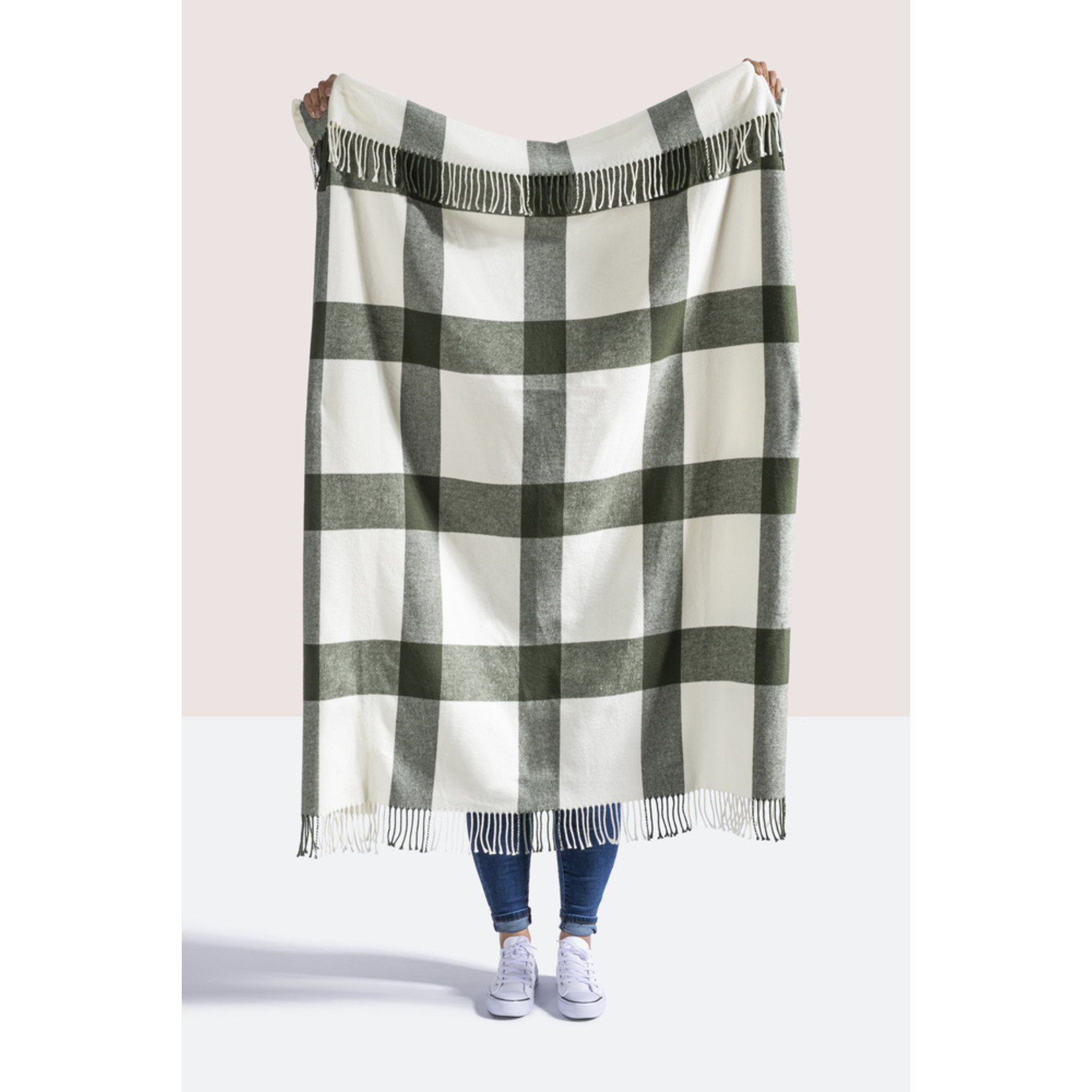 Lands Downunder Wellington Plaid Throws